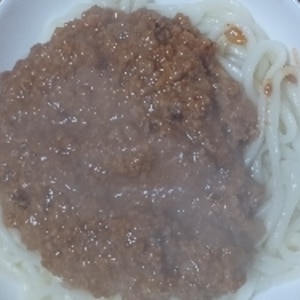 大好き♪我が家の“ミートソースうどん”